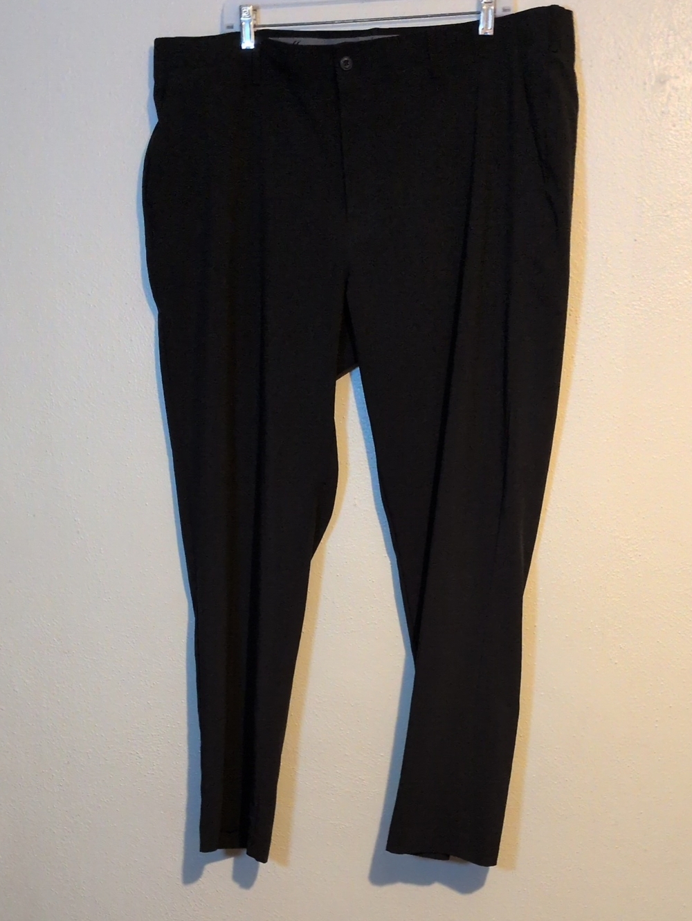 Ben Hogan Men's Black Dress Pants - Pleated Straight Leg